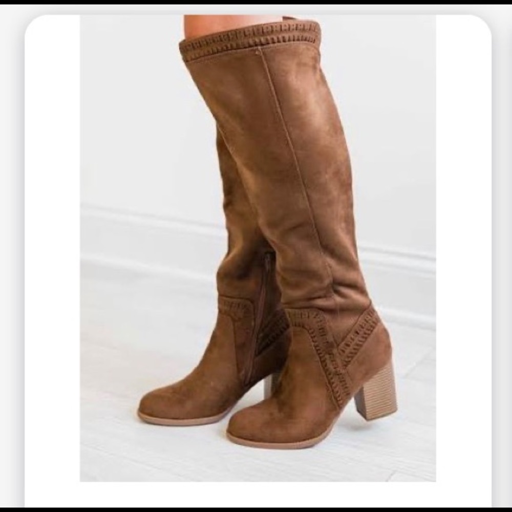 *NEW IN BOX*Verona over the knee boots